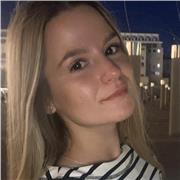 Profesora particular de todas las asignaturas imparte clases a alumnos hasta bachillerato